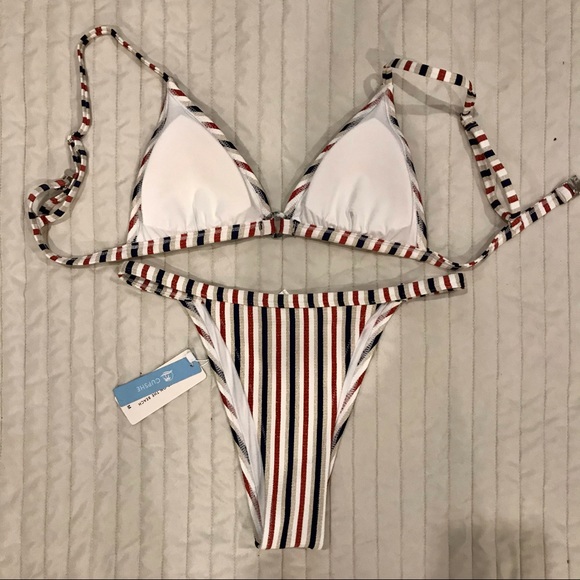 Cupshe tricolor patriotic triangle bikini. Size M - Picture 13 of 14
